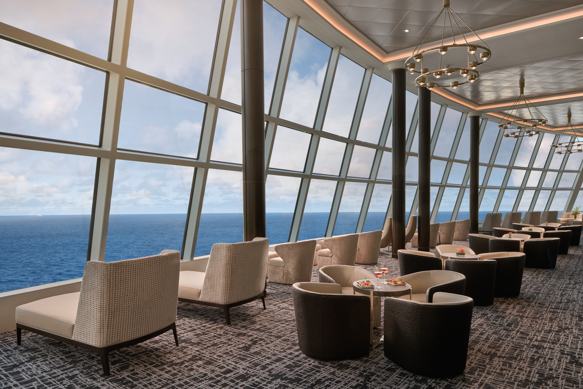 MyCruise Norwegian-Cruise-Line Joy Offentlige-arealer Barer-lounger-atrium7